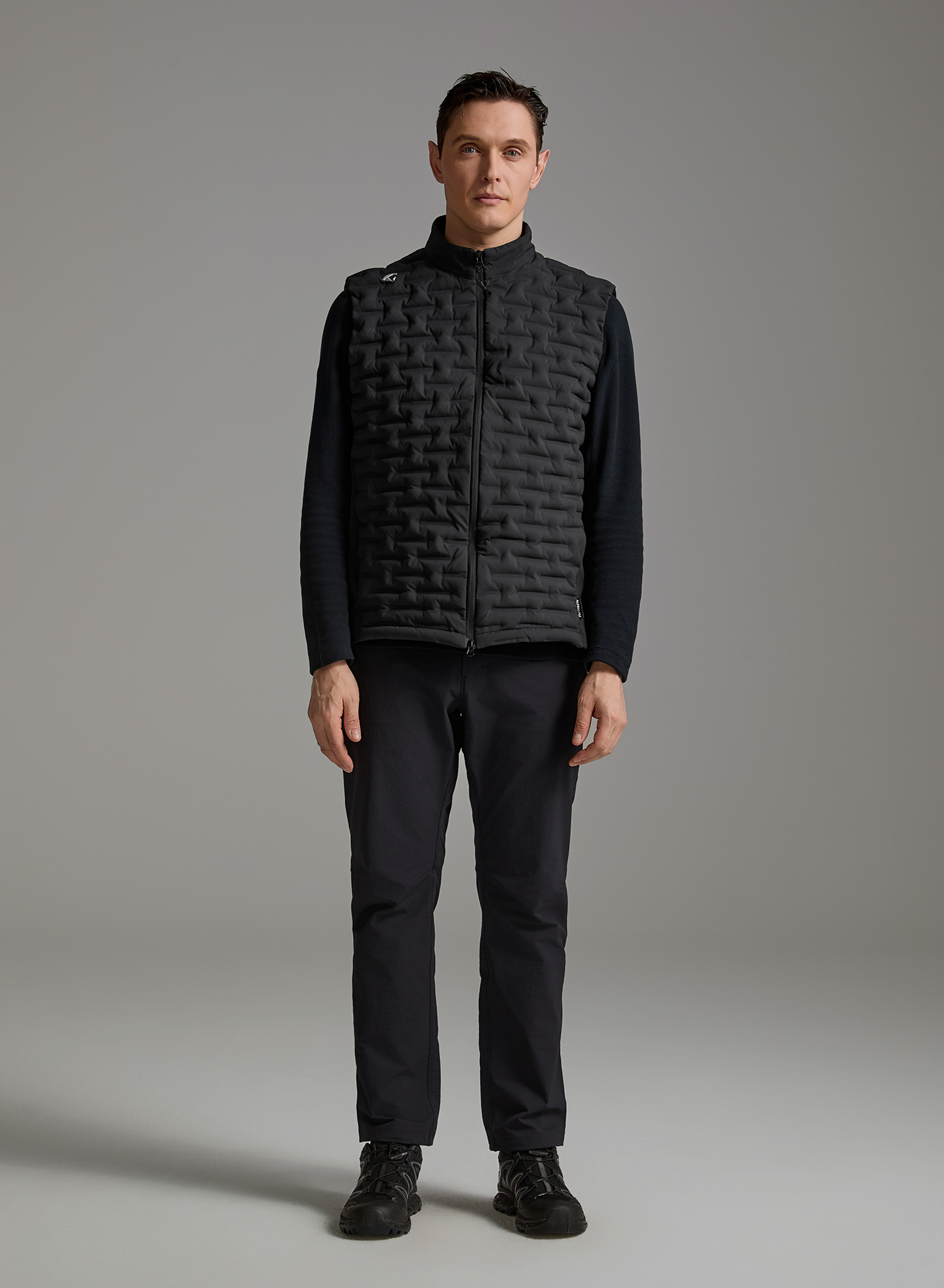 Black|03
