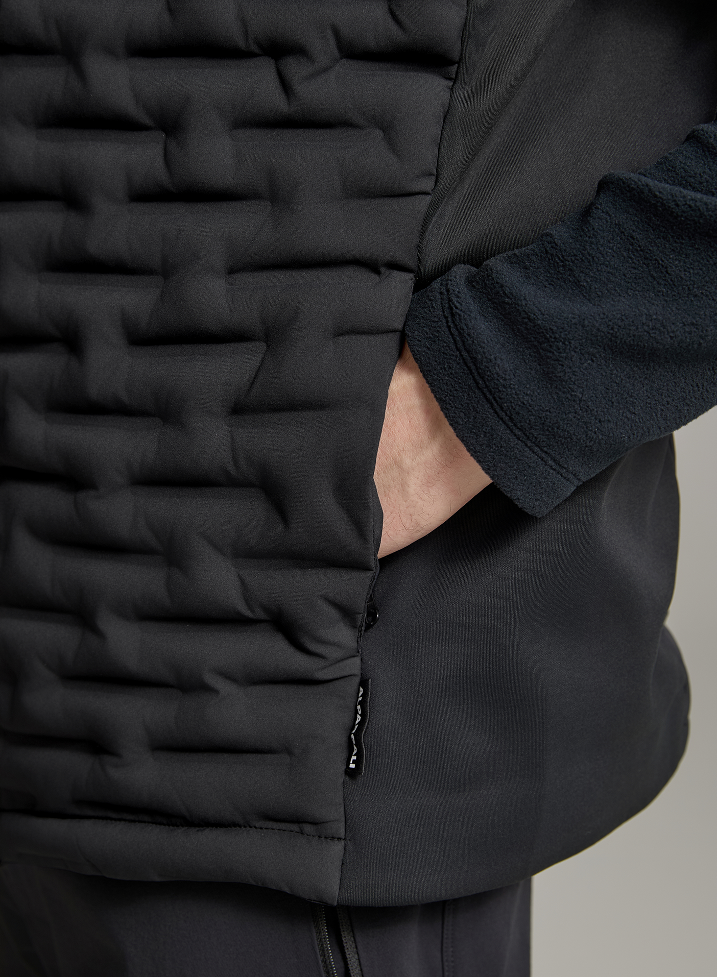 Black|10