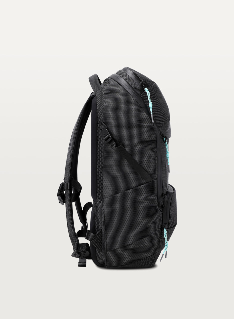 Graphite Black|07